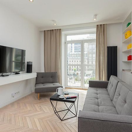 Trendy Apartment Marszalkowska With City View Near Ogrod Saski By Noclegi Renters Varsovia Exterior foto